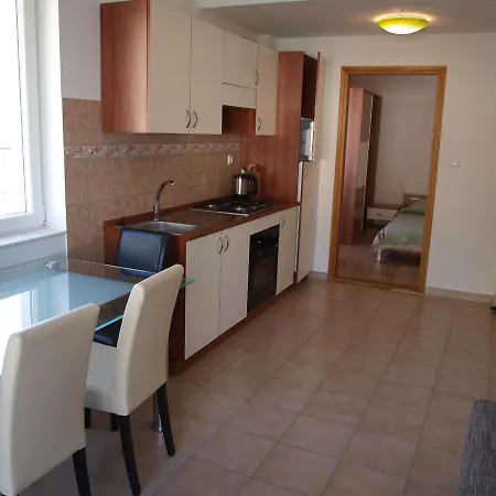 Apartament Nadia *