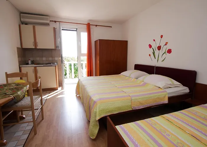 Διαμέρισμα Nadia *